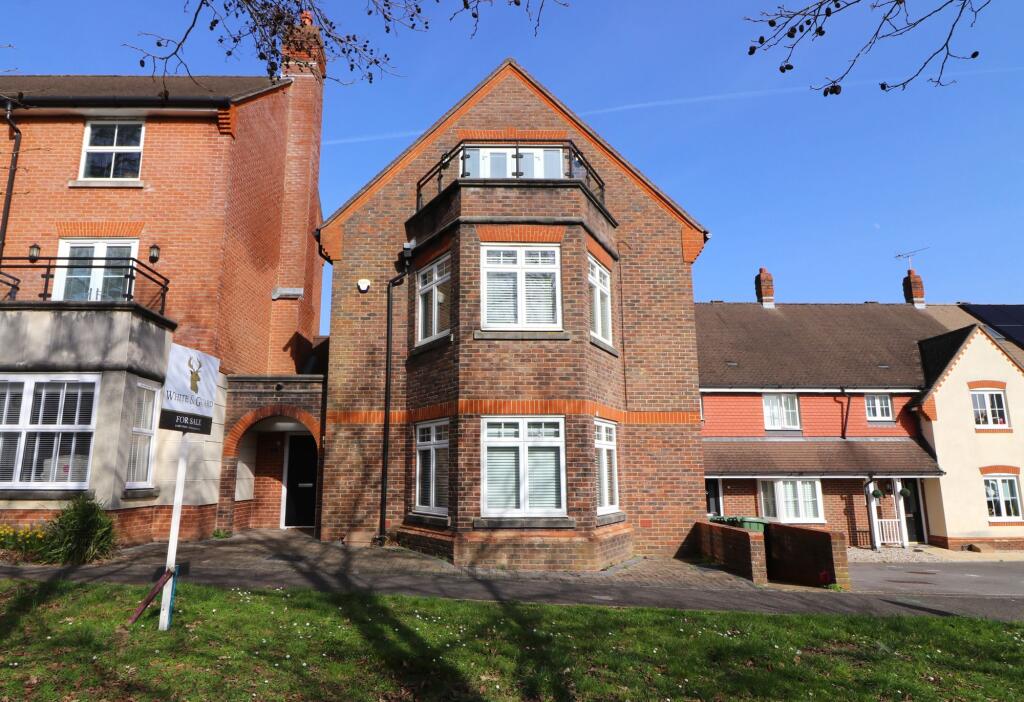 Main image of property: Jarvis Fields, Bursledon, SO31