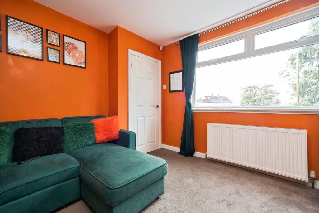 House in Bradford, Baildon - View 4
