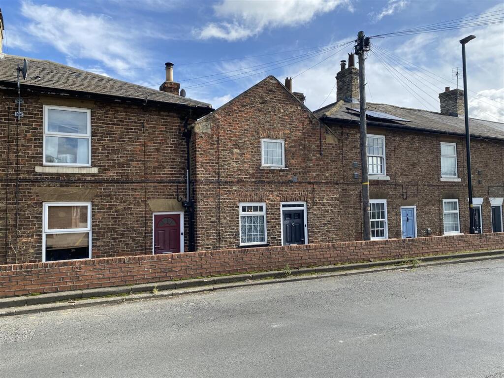 Leases Road, Leeming Bar, Northallerton photo 2