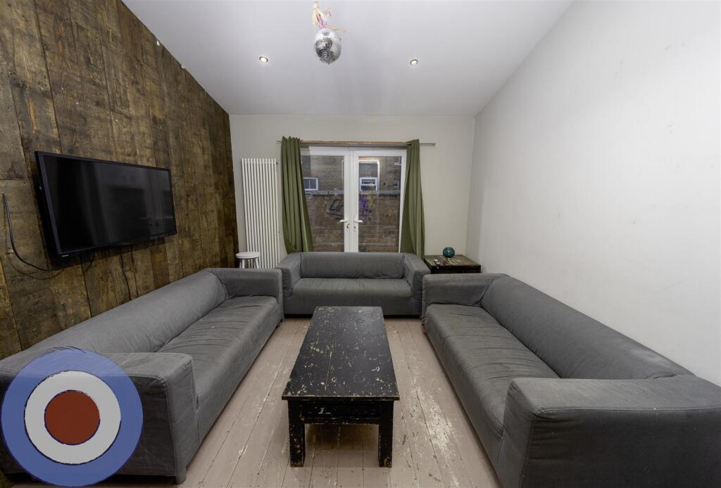 Booth Avenue Manchester, M14 6RB photo 4