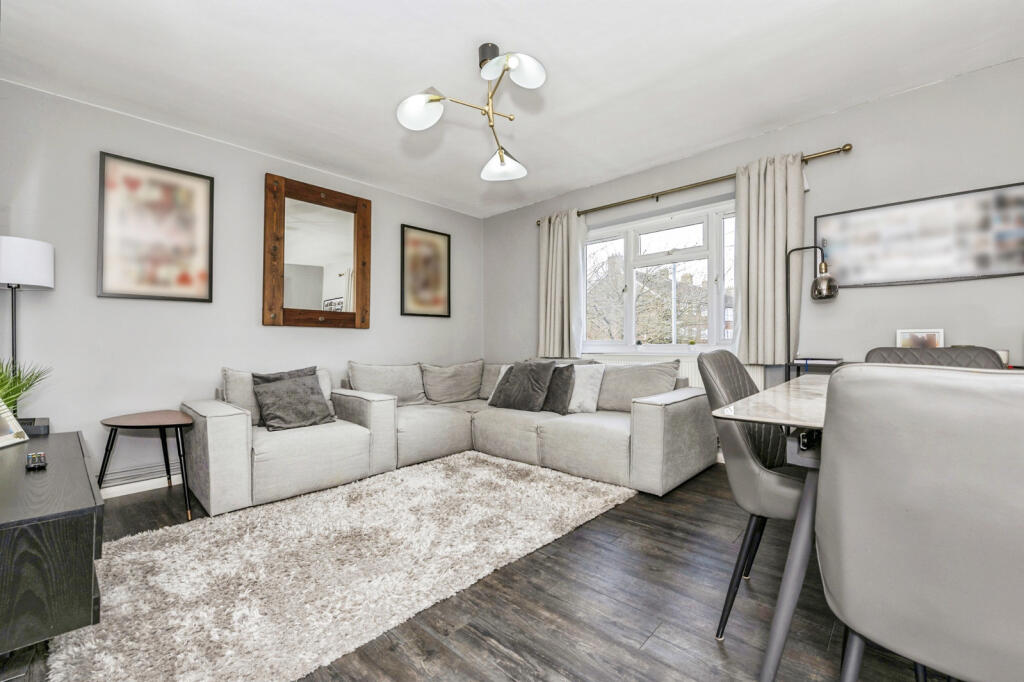 Main image of property: Alwen Grove, South Ockendon, Essex, RM15