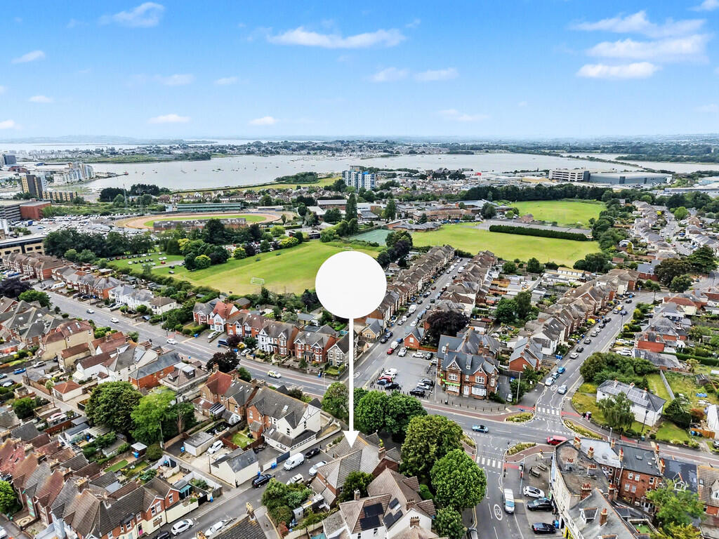 Apartment in Poole, Longfleet - View 2
