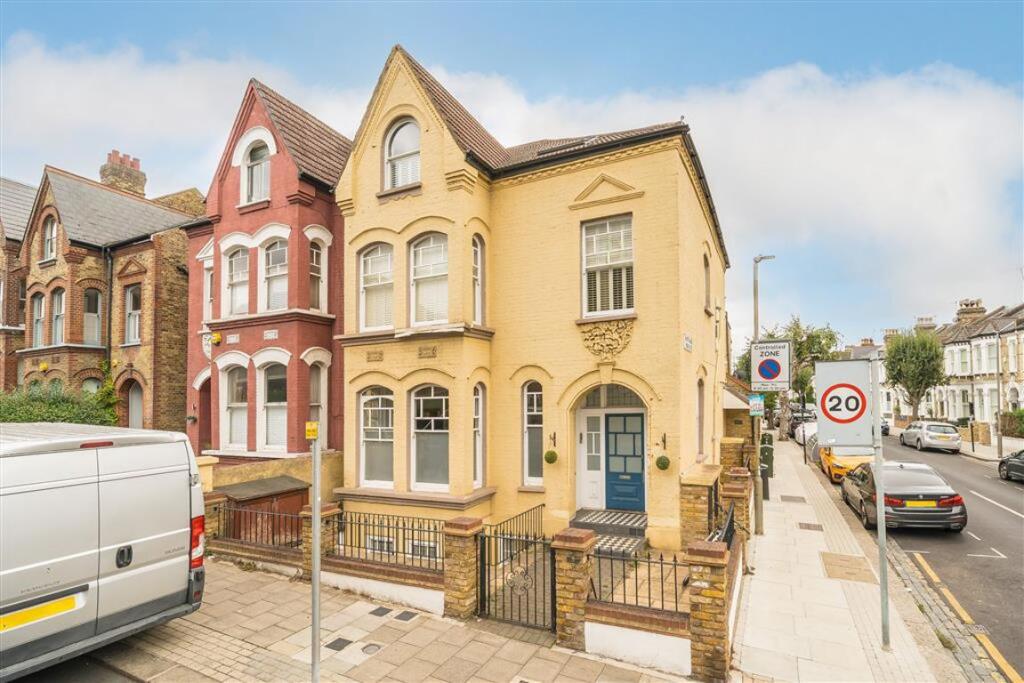 Main image of property: Broomwood Road, Between the Commons