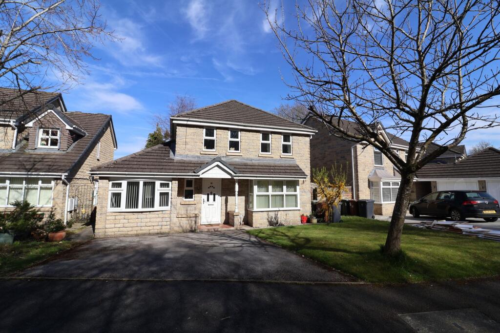Main image of property: Woodlea Road, Glossop, SK13