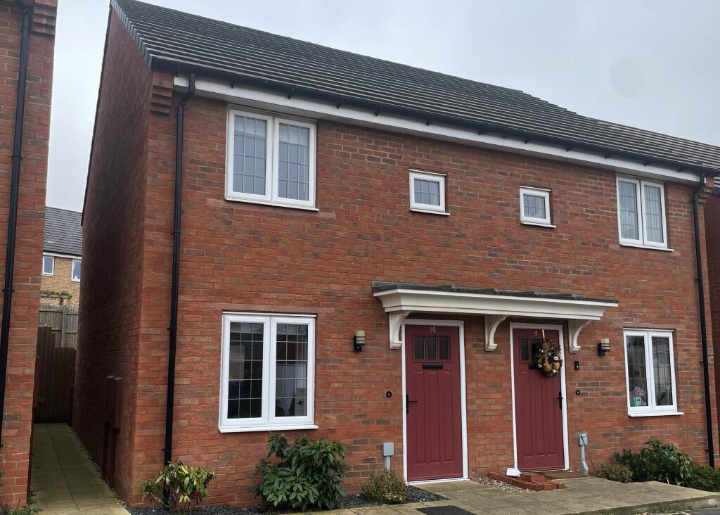 Main image of property: 10, Roose Close, Buckton Fields, Northampton, Northampton, Northamptonshire, NN2 8GH