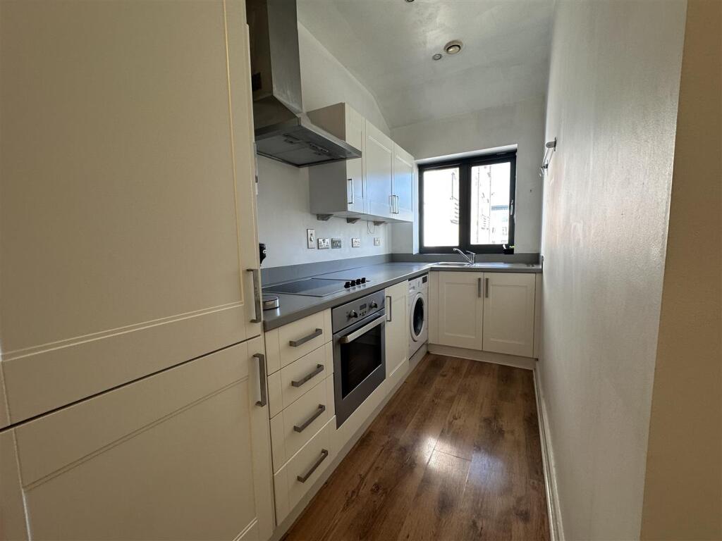 Apartment in Walsall - View 4