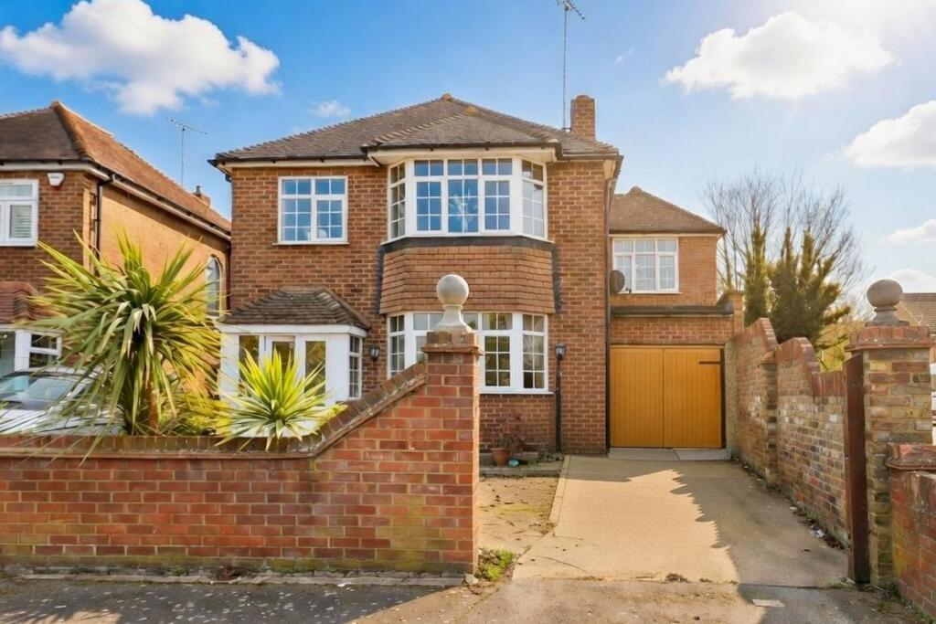 Main image of property: High Street, Cowley, Uxbridge