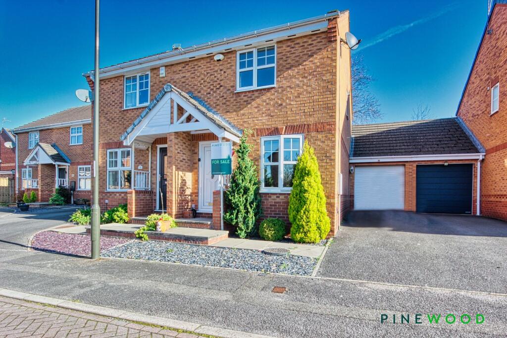 Main image of property: Old House Road, Chesterfield, Derbyshire S40 4YF