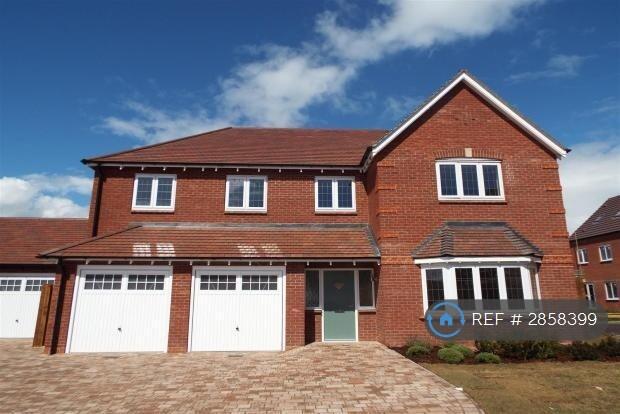 Main image of property: Twain Gardens, Warwick, CV34