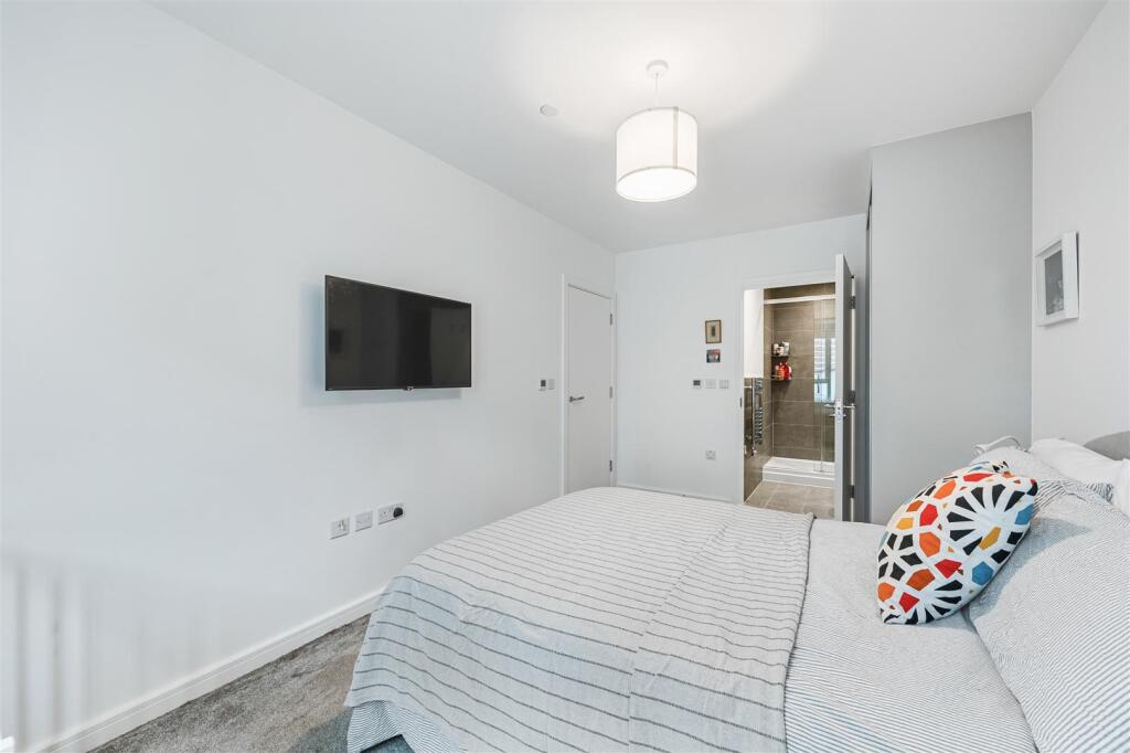 Apartment in London - View 4