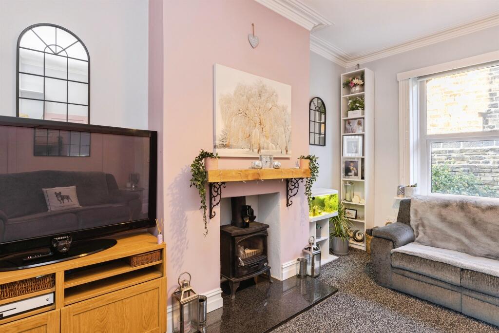 Priestley Terrace, BRADFORD - View 2
