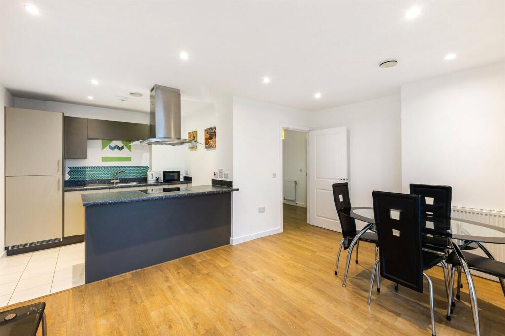 Main image of property: Cordelia Street, London, E14