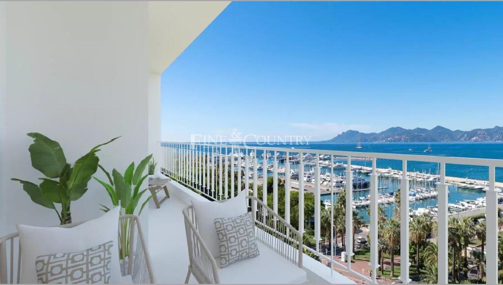 Main image of property: Provence-Alps-Cote d`Azur, Alpes-Maritimes, Cannes