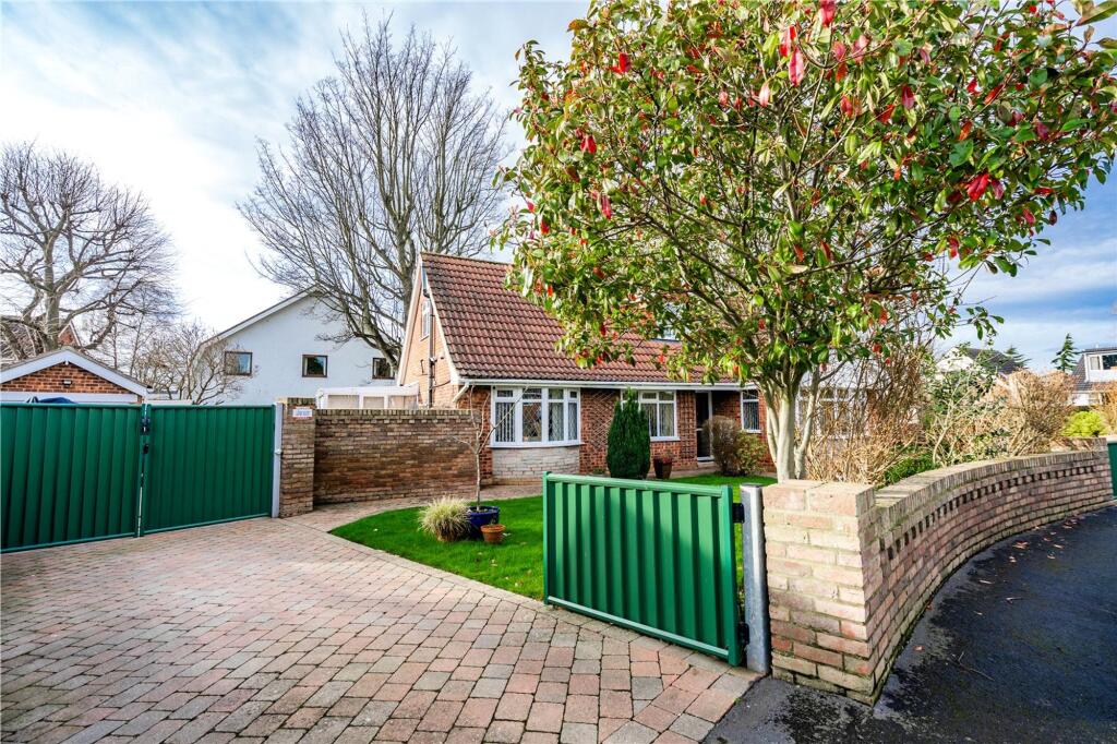 3-bed house on Tetney Lane, Holton-Le-Clay, DN36, £284,000