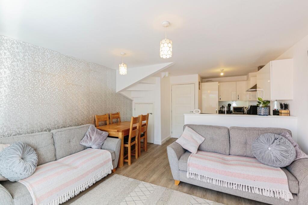 Birch Lane, THORNTON-CLEVELEYS, Lancashire, FY5 photo 3