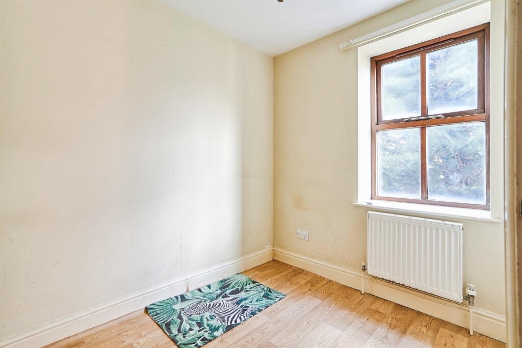 Additional image 10 of Back Lane, Heaton, Bradford