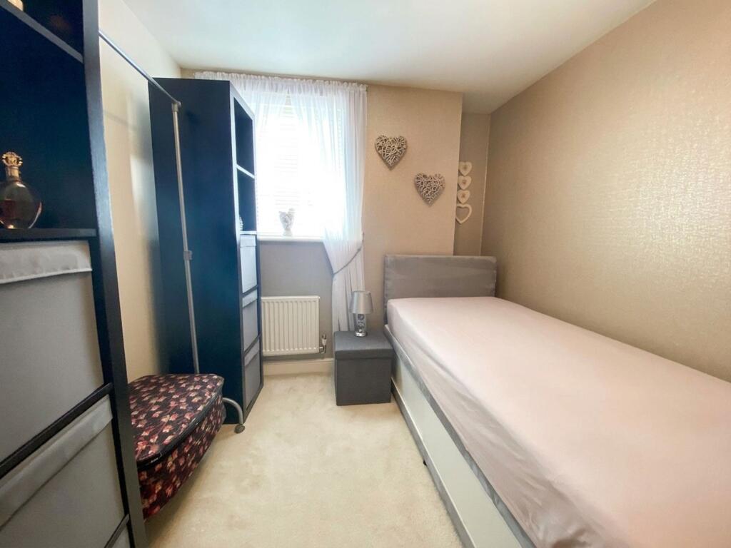 Apartment in Ipswich - More