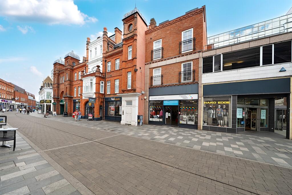 Main image of property: High Street, MAIDENHEAD