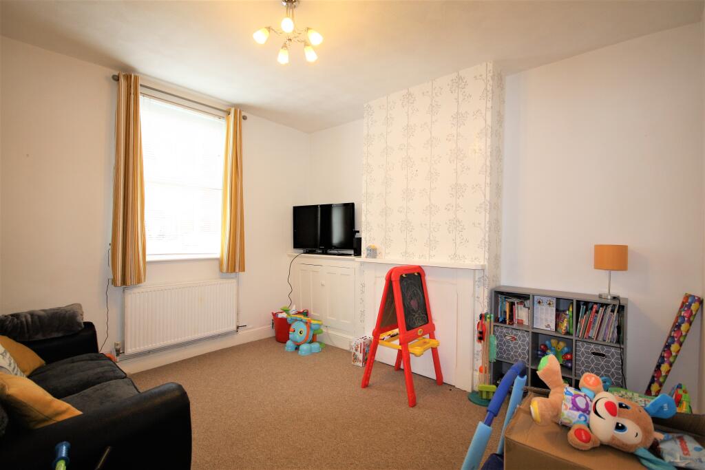 House in Nottingham - View 4