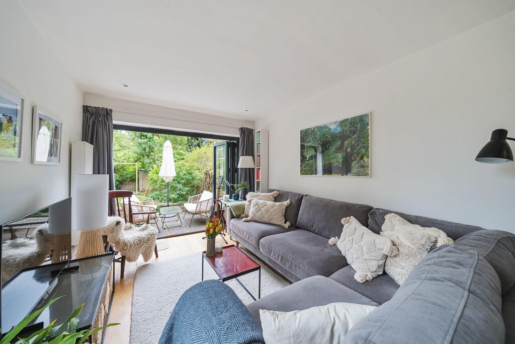 2-bed flat on St. John's Villas, London, N19, £700,000