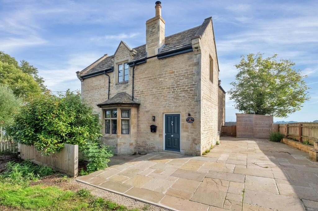 4-bed detached on Barnack Road, Uffington, PE9, £725,000