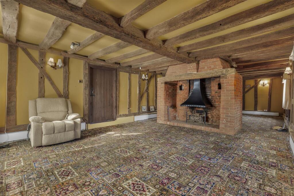 House in Chelmsford - More