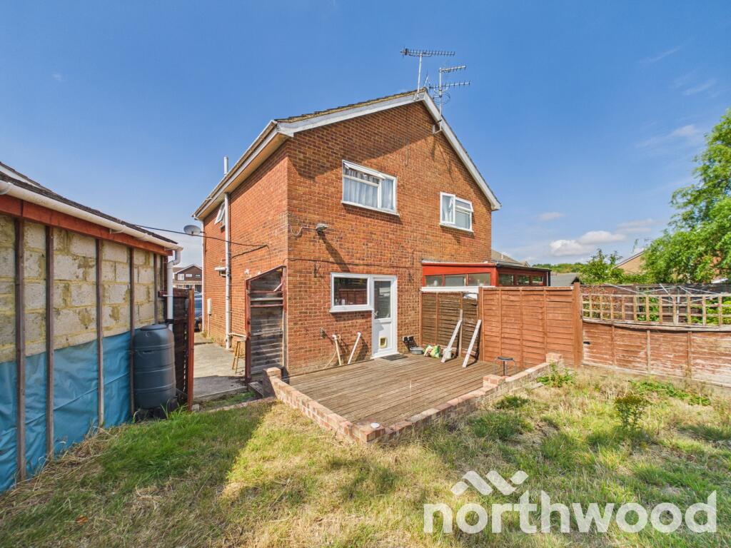 House in Tonbridge - More