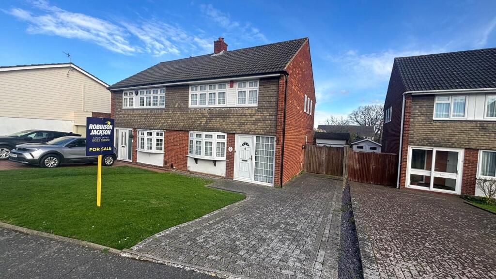 Main image of property: Greenside, Bexley, DA5