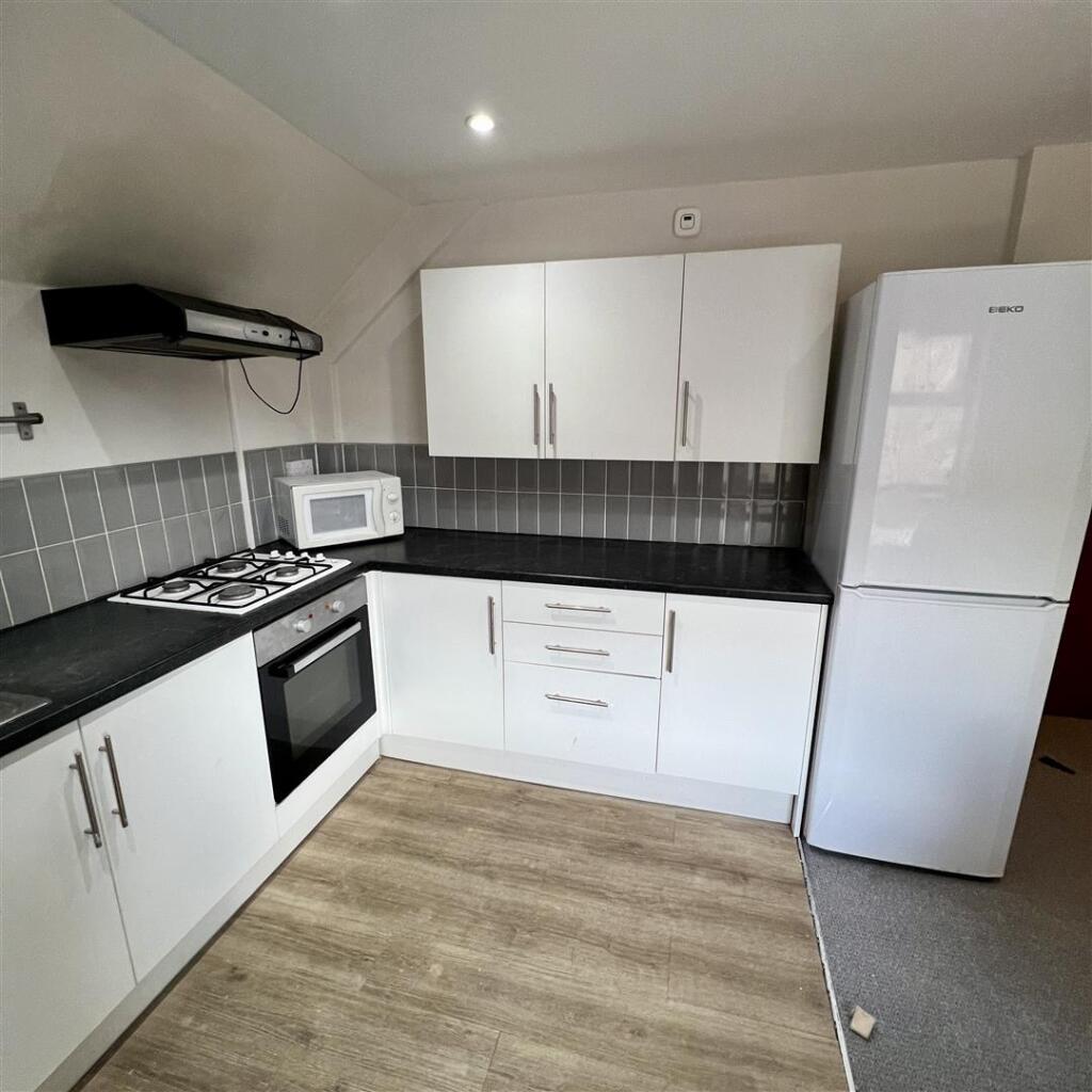 Main image of property: 12b Turners Lane, Sheffield