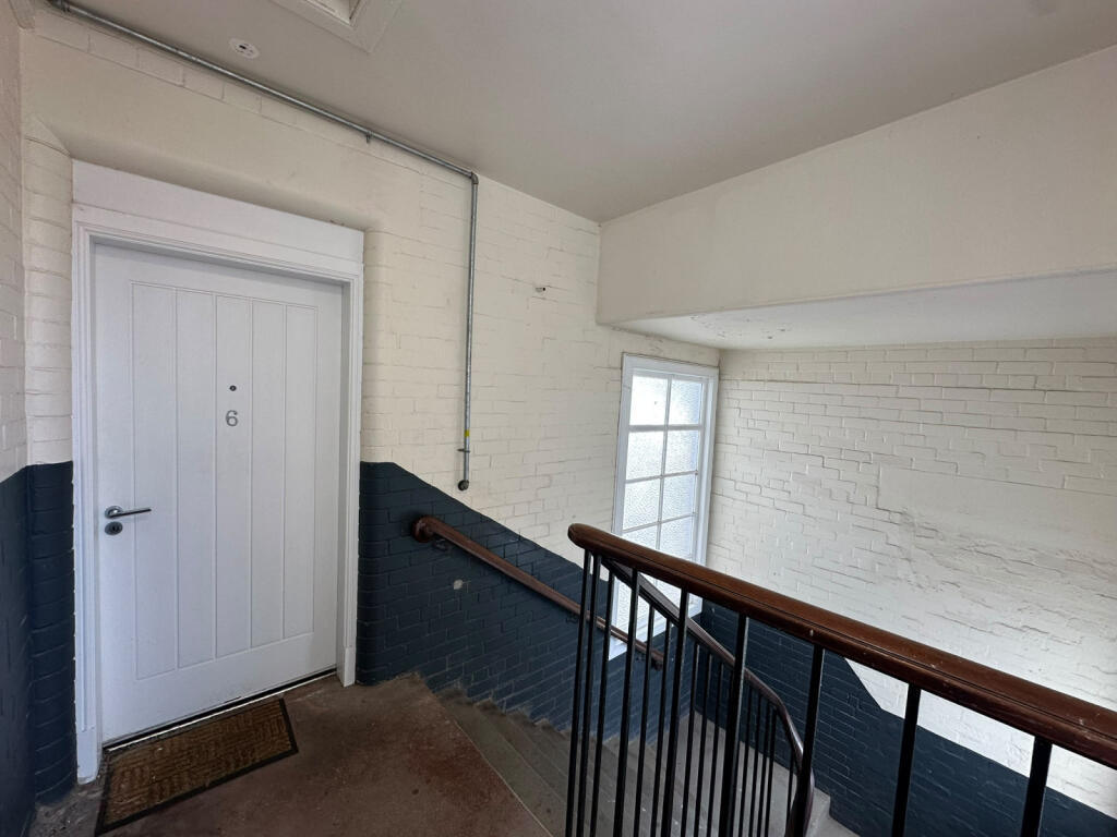 Apartment in Perth - View 2