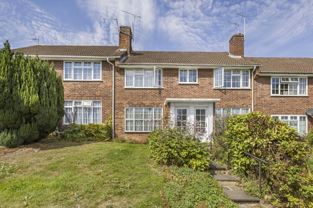 Main image of property: Digswell Rise, Welwyn Garden City, AL8