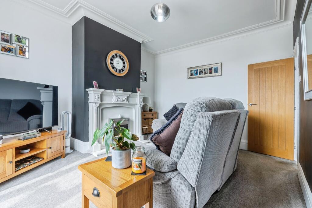 Moss Hall Road, Accrington, BB5 photo 4