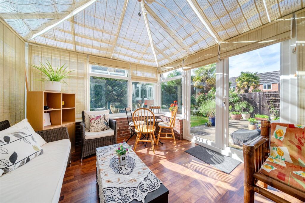House in London, Tubbenden, Green Street Green - View 4