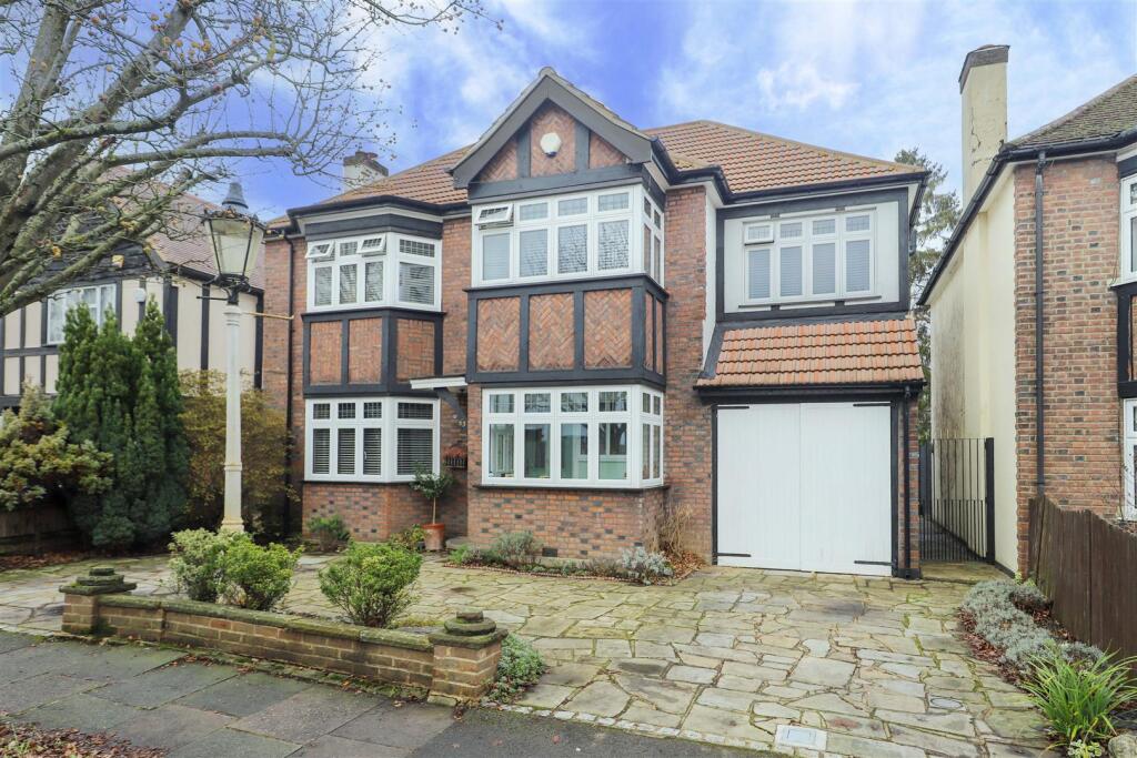 Main image of property: Park Avenue, Ruislip