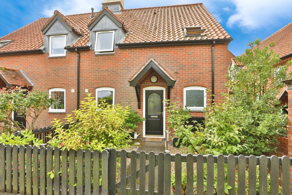 2-bed semi-detached on Goodrick Place, Swaffham, £190,000