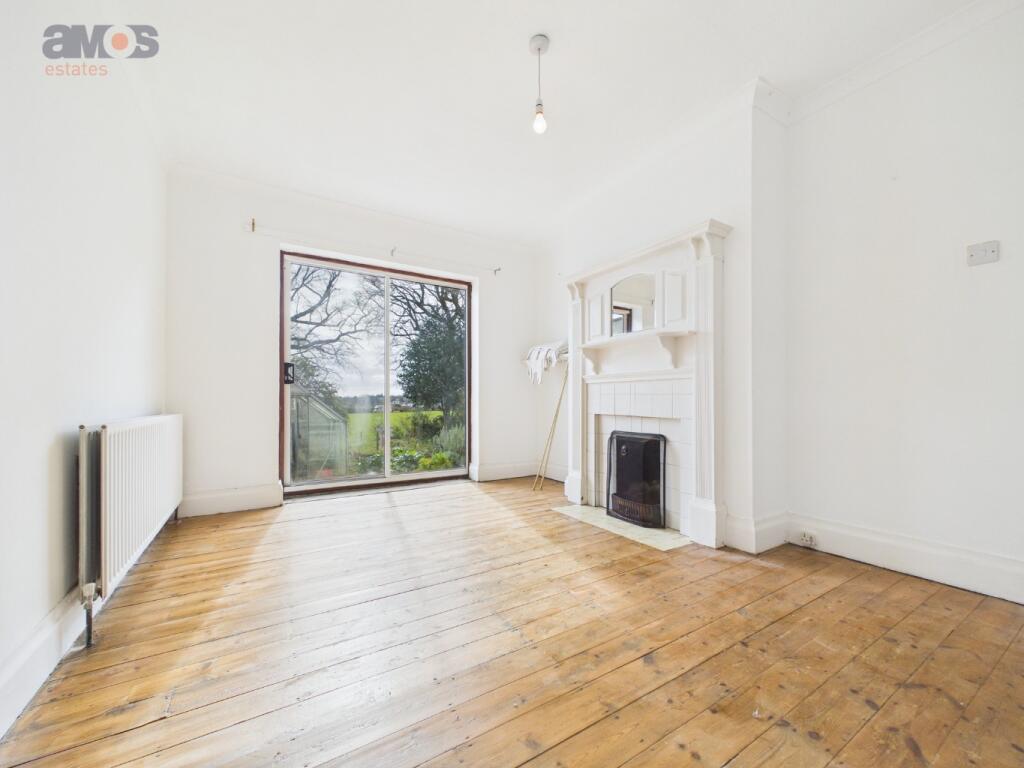 House in Castle Point, Essex - View 5