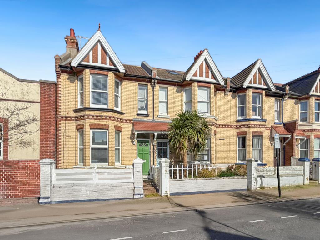 2-bed flat on Marmion Road, Hove, BN3, £375,000