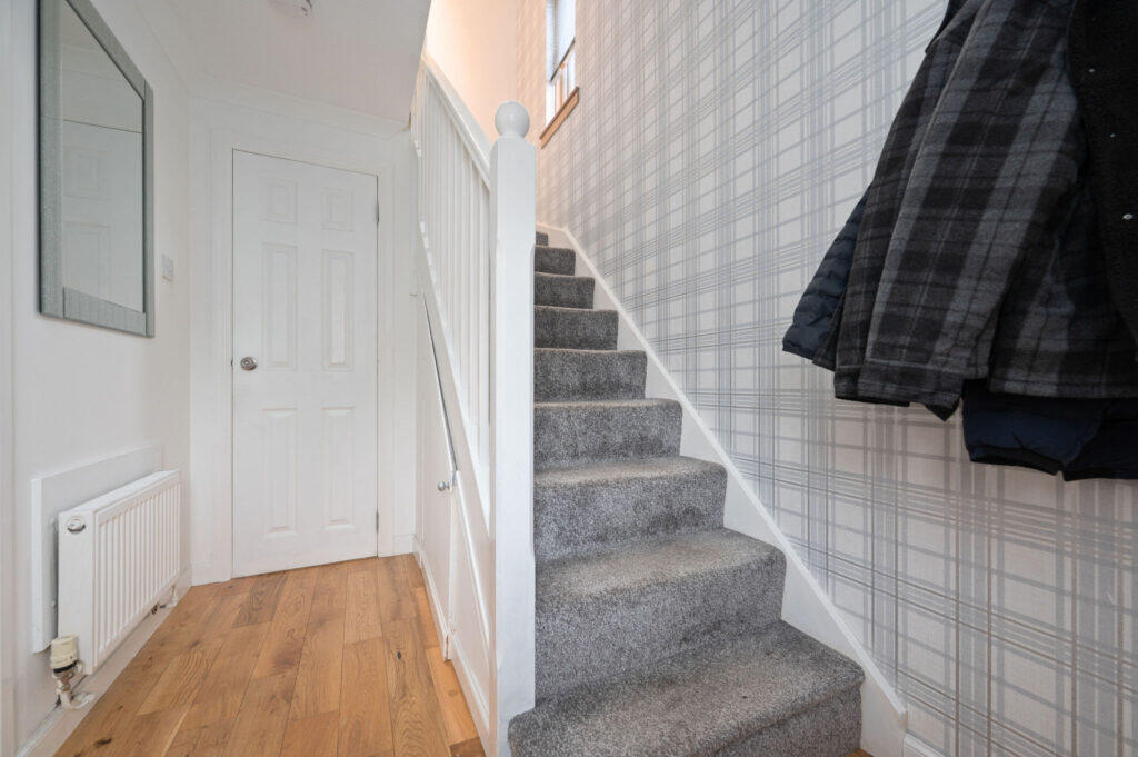 70 Park Road, Carron, Falkirk FK2 7PS photo 3