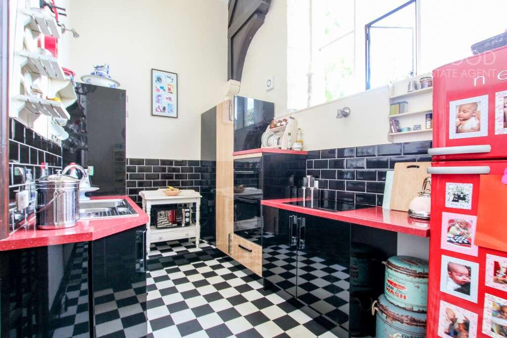 Property photo 11