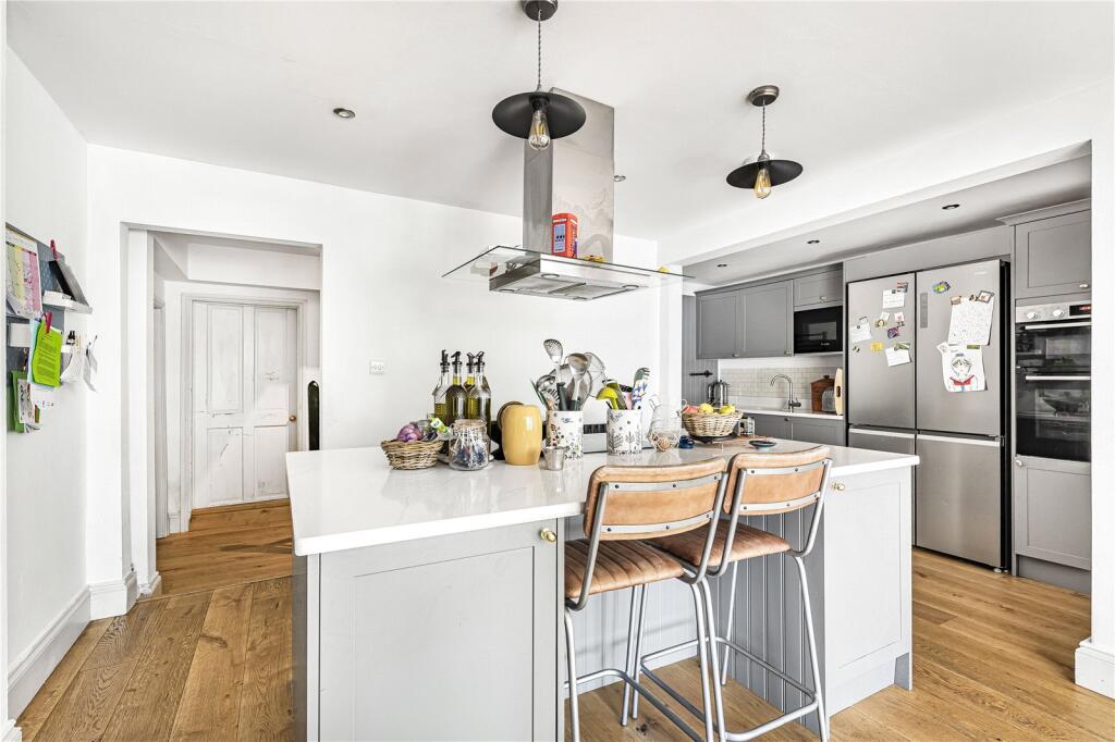 Cowleigh Road, Malvern, Worcestershire, WR14 photo 4