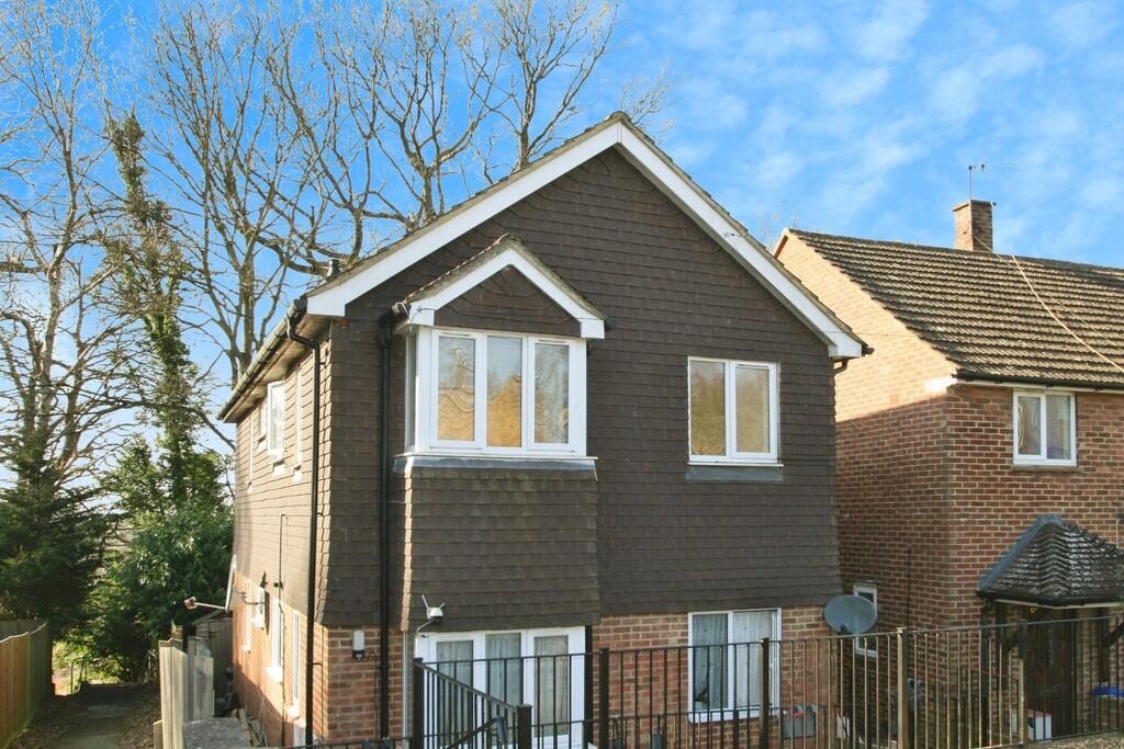 Main image of property: 90b Sherwood Road