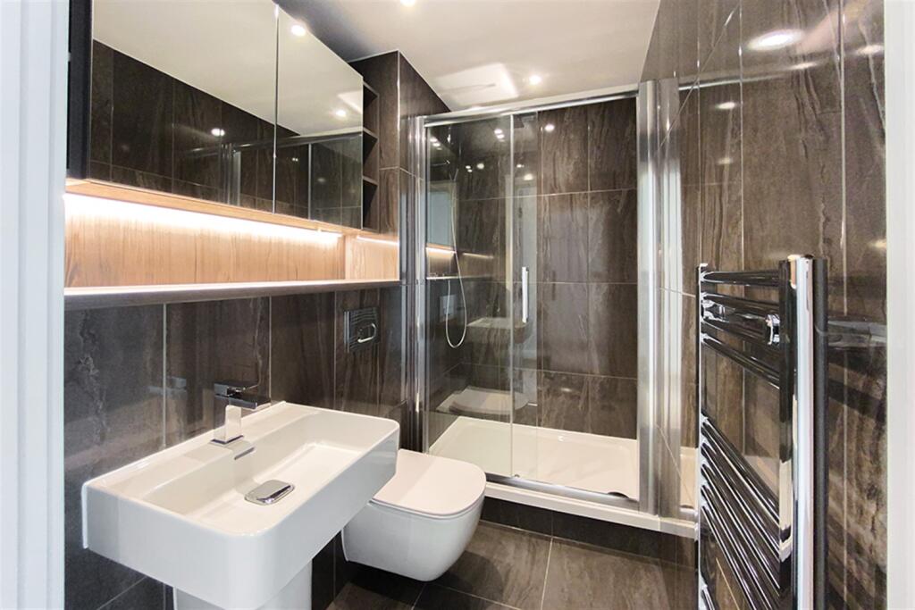 Apartment in Manchester - More