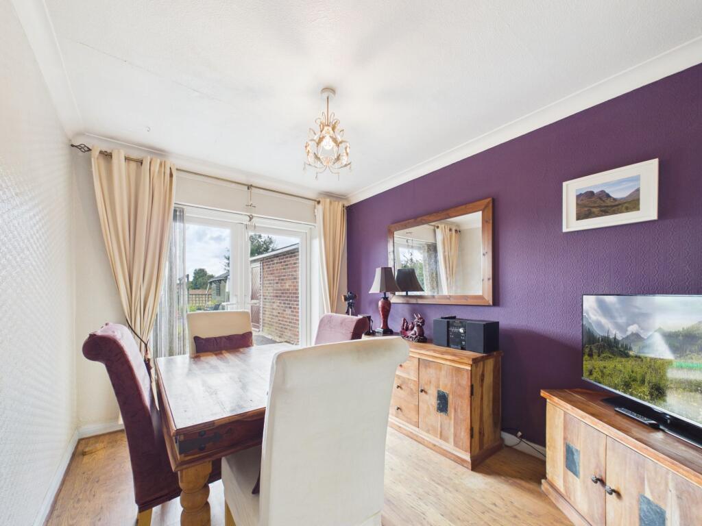 Brackenhill Avenue, Selby, YO8 photo 4