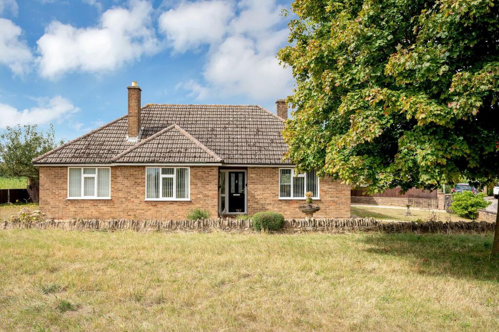 3-bed detached on Easton On The Hill, Stamford, PE9, £350,000