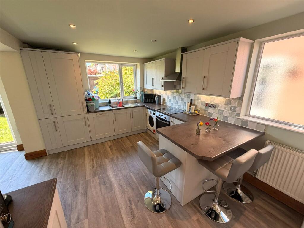 House in Bolton, Middlebrook, Horwich - View 5