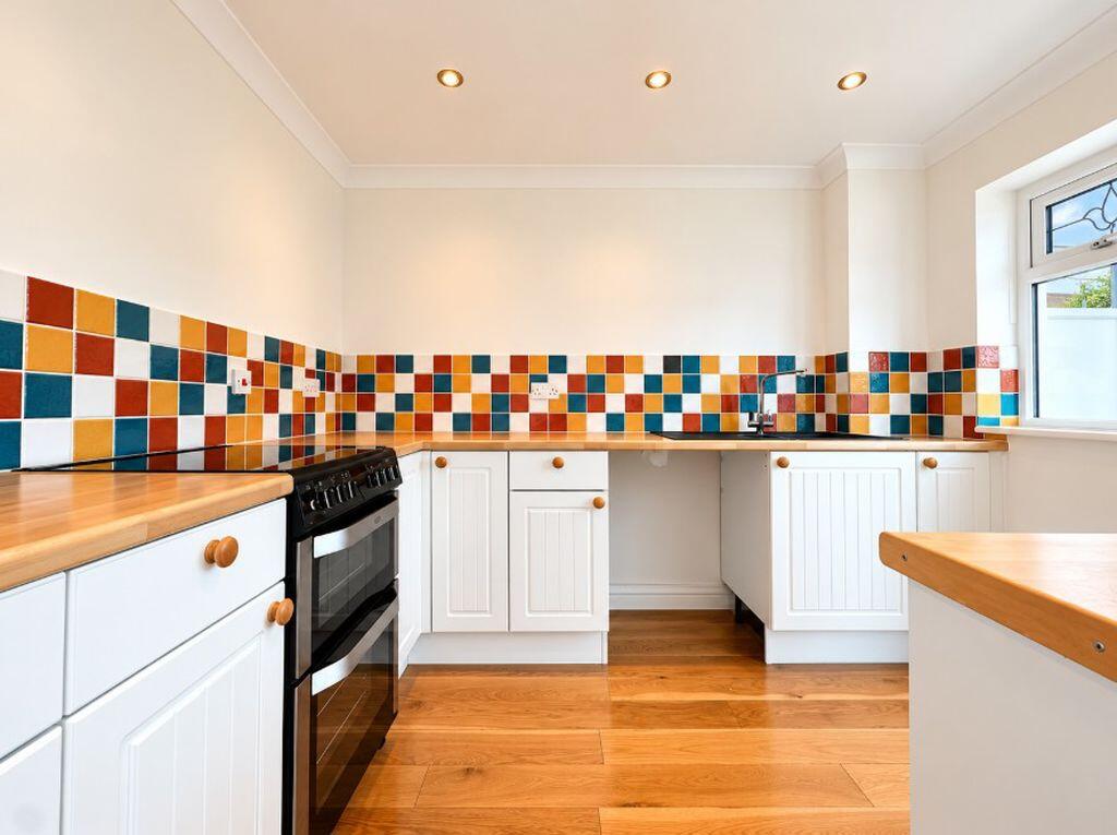 House in Portsmouth - View 5