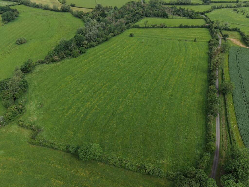 Land to the North of Naunton Beauchamp, North Piddle Lane, Worcestershire, WR10 2LQ - View 3