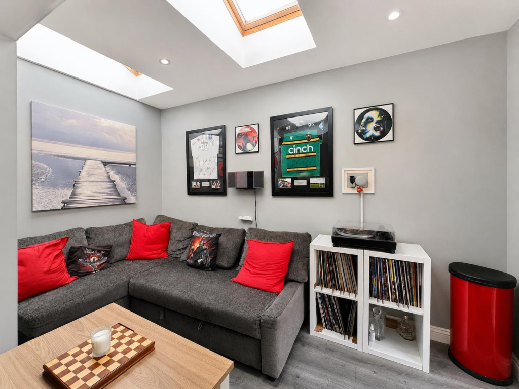 Sherwood Avenue, Kingsthorpe, Northampton NN2 - View 5
