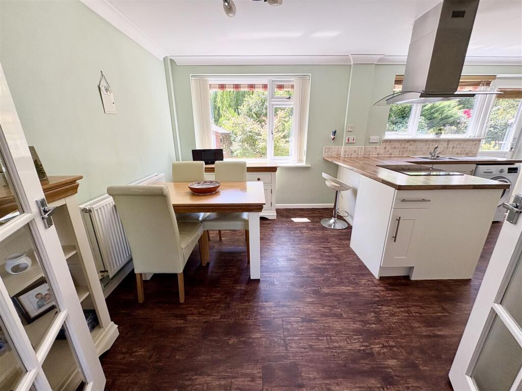 House in Ferndown, Tricketts Cross - View 4