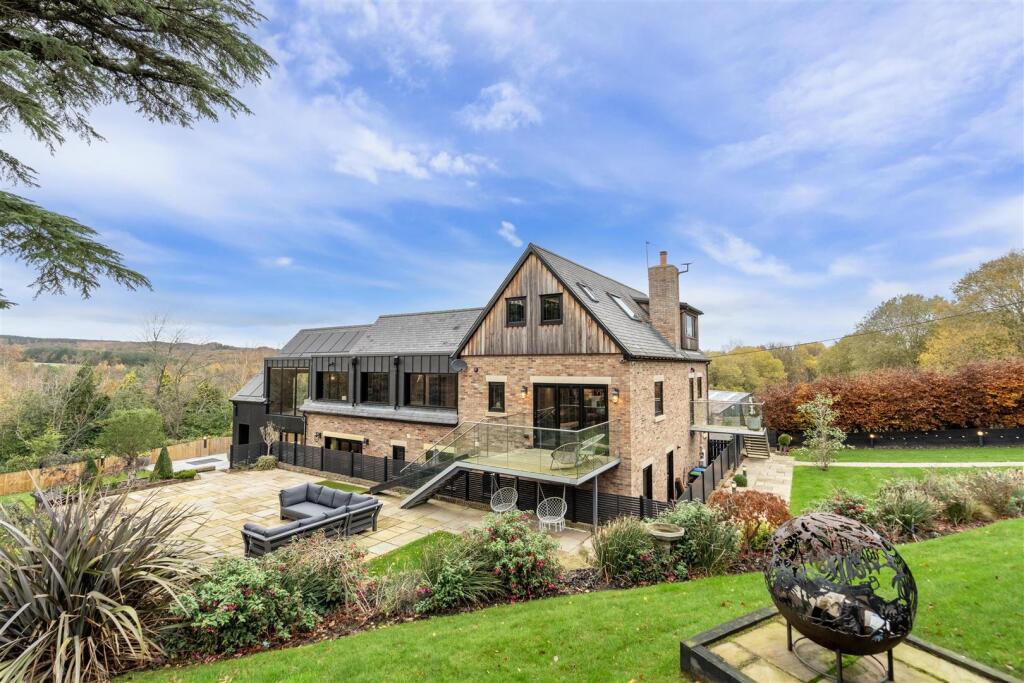 Main image of property: The Treehouse, Burnopfield